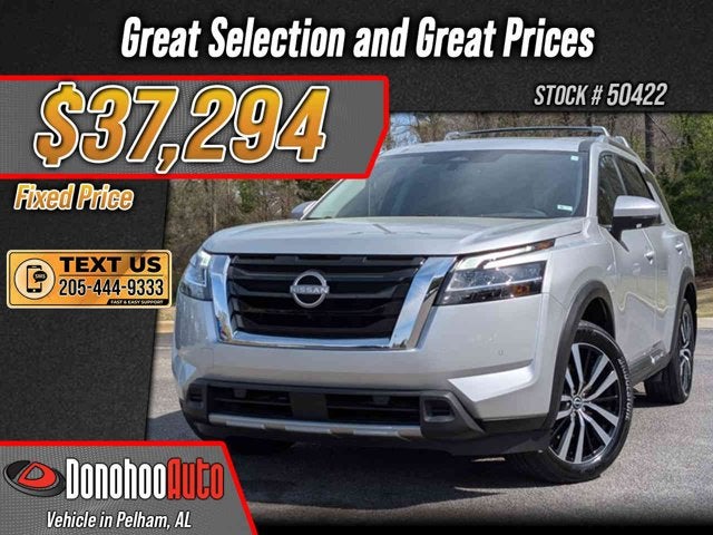 2024 Nissan Pathfinder Platinum in Brilliant Silver Metallic — front three-quarter view