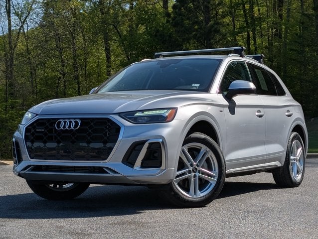 2025 Audi Q5 — interior view